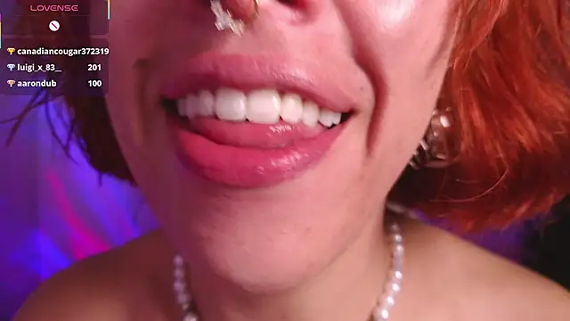 bri_von_dhara__'s Webcam Show