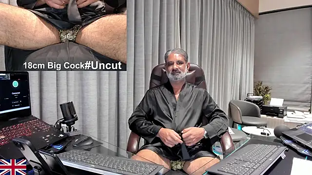 OnlineBossUK – Naživo XXX chat