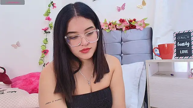 دردشة Isabella_Roses_ الجنسية المباشرة