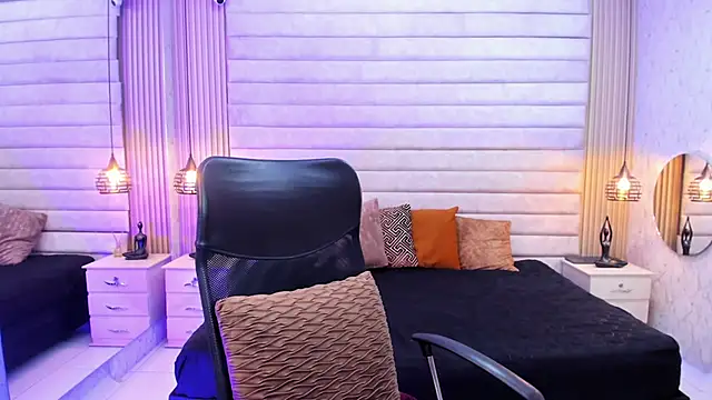 VictoriaaBlair élő XXX-chatje