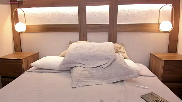 Вебкам-шоу Emii_Lux