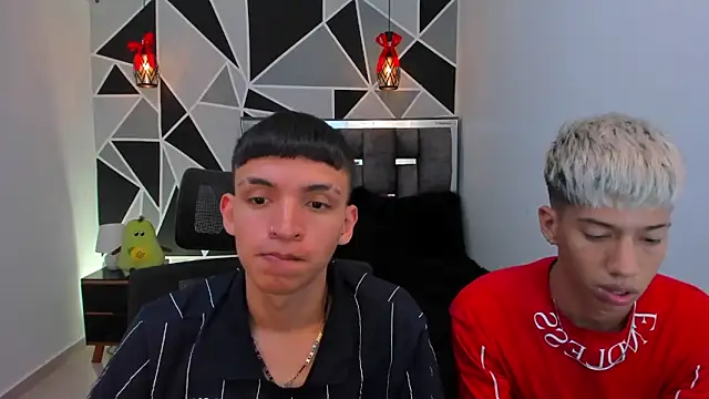 Juan_Nd_Steven Adlı Modelin Web Kamerası Şovu