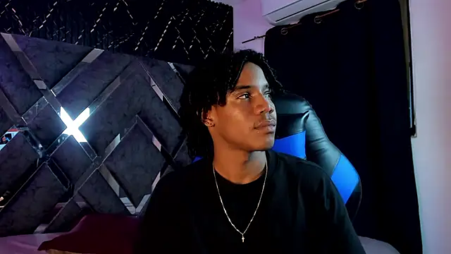 axel_silva4: онлайн-секс-чат