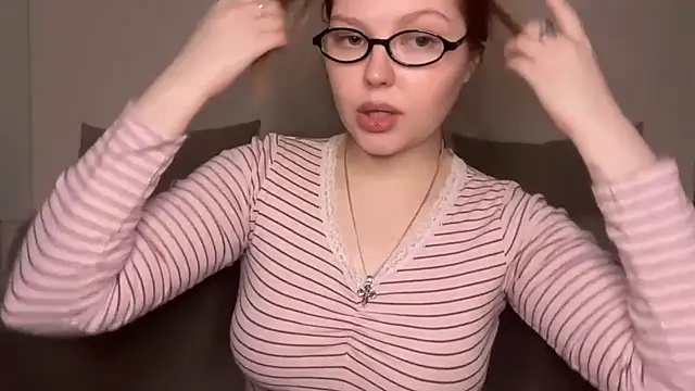 Ophelia_Ritz Live XXX Chat