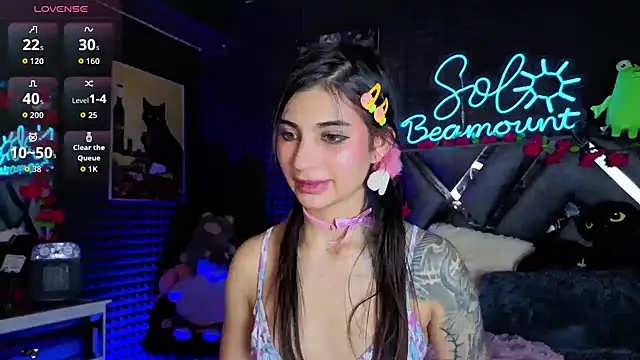 Chat +18 de SolBeaumont1 ao vivo