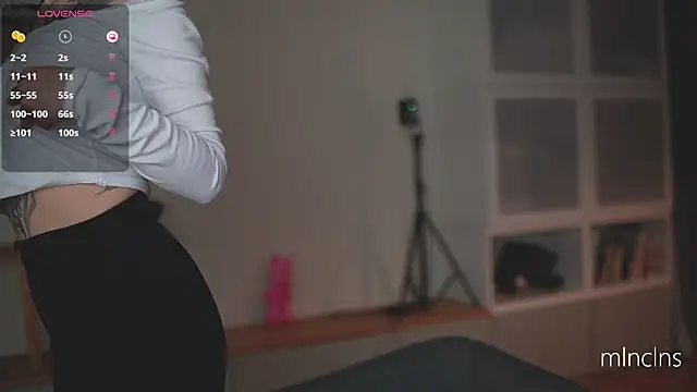 mel_collinsn Live XXX chat