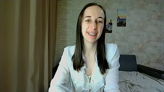 Anika_bloom 现场XXX聊天