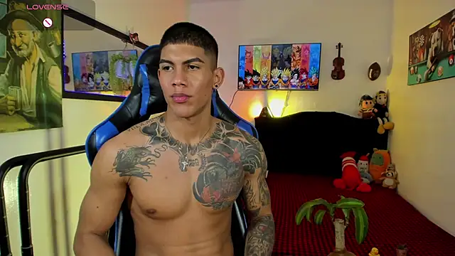 Pokazy przed kamerką – Damian_latinxxx