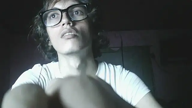 cherryuwu Webcam-Show