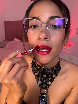 Chatroom XXX en direct de elegant__rouse