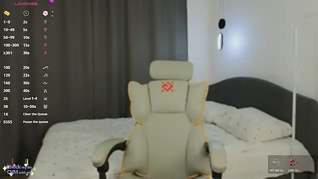 mowalova Live XXX-Chat