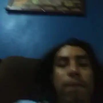 AlexAlejandro13 Show in webcam