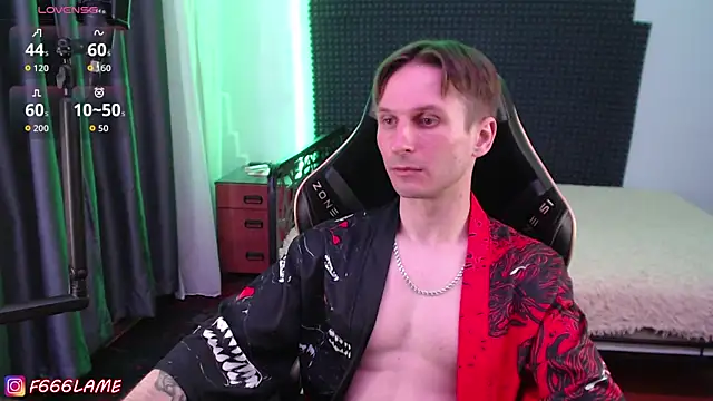 F666LAME webcam show