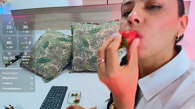 Naoomi_Cruz Live XXX-Chat