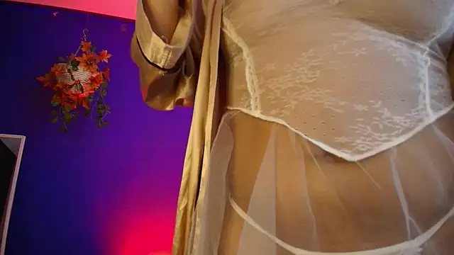 XXX chat uživo modela Emmapark_