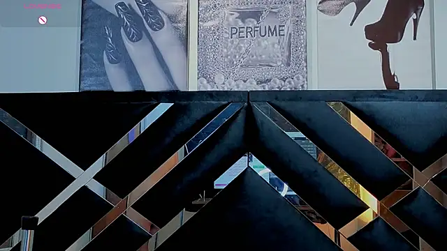 Czat XXX na żywo – Zoe-yanin