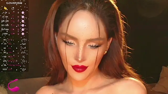 xxMADAMExx webkamerás műsora