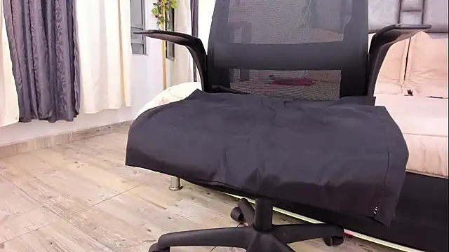 michacosio Pertunjukan Webcam