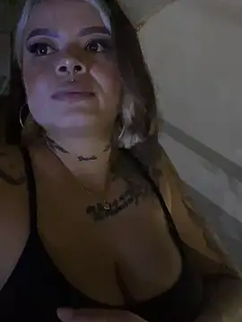 Chat +18 de _CuteGirls_ ao vivo