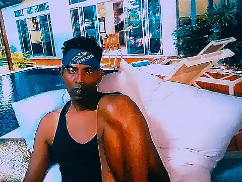 IndianHunk01 লাইভ XXX চ্যাট