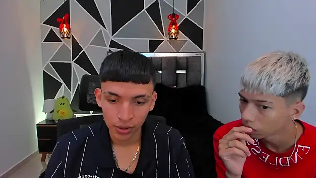 Show de Juan_Nd_Steven na webcam