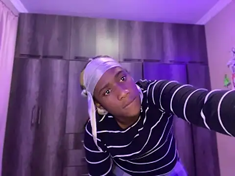 WormEatenCorpse 웹캠 쇼