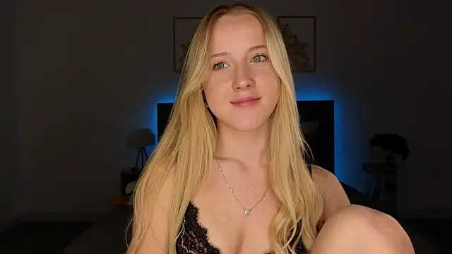 Chat +18 de adele_armass ao vivo