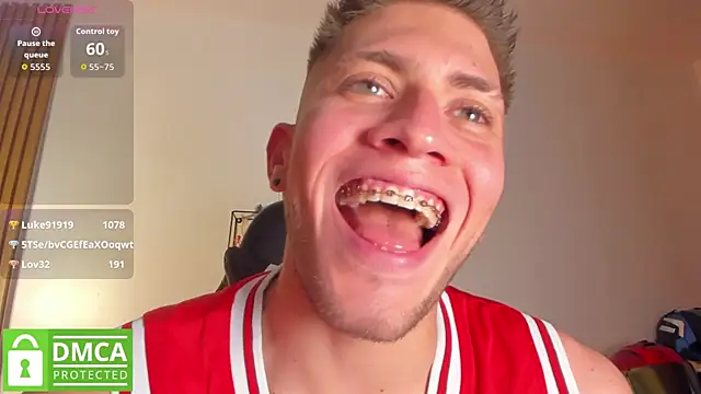 SebastianMaximoff_ élő XXX-chatje