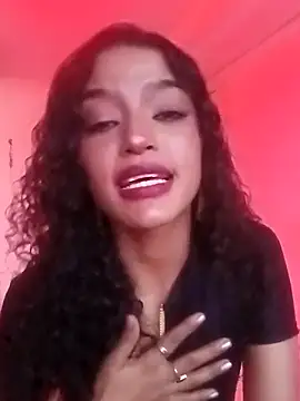 Aphrodite-777's Live XXX Chat