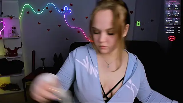 Chat XXX ao vivo de keri_ti