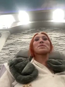 ThornsandHoney's Webcam Show