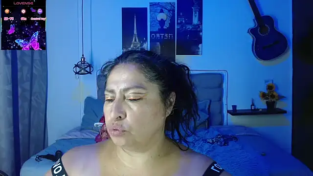Keyla01_ élő XXX-chatje