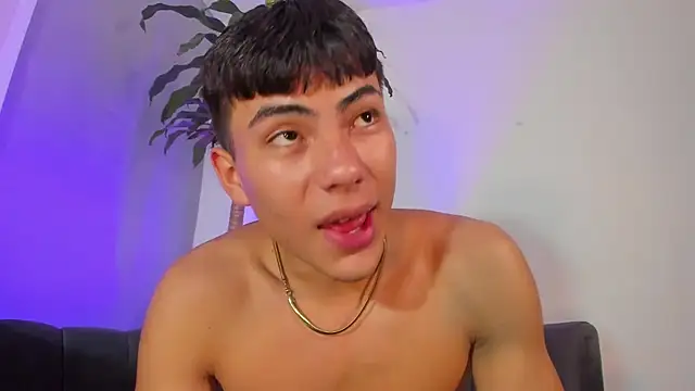 EthanSantori webcam show