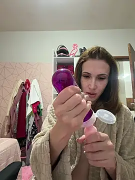 Irresistible24 Live XXX-Chat