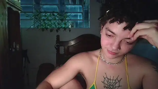 CamillyBlumn Webbikameraesitys