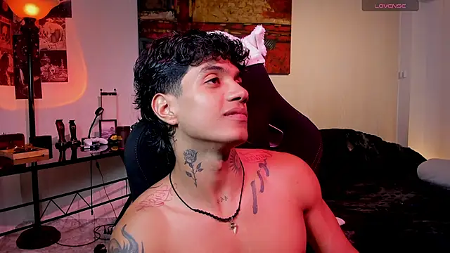 aress_damon's Live XXX Chat