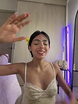 แชท XXX สดของ ZaraLuuv