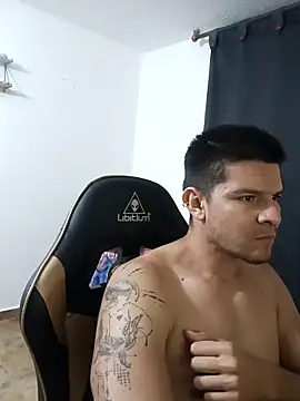 Вебкам-шоу felipe_fitness