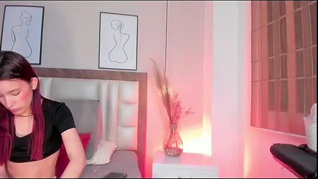 Онлайн чат XXX TessaMonroee