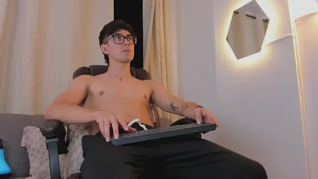 etham_wolf1 Live XXX-Chat
