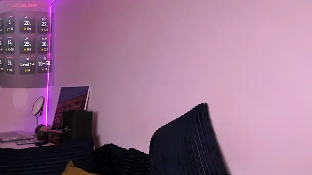 miabellee_ 即時 XXX 聊天