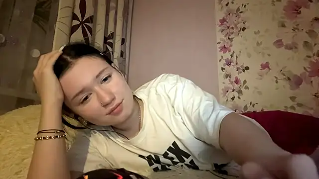 ReneeBossi's Webcam Show