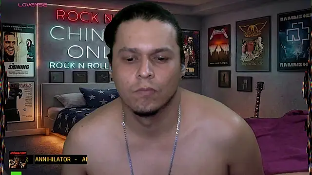 chino_roz webkamerás műsora