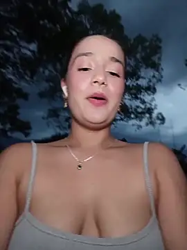 โชว์เว็บแคมของ isabella_ferrer99