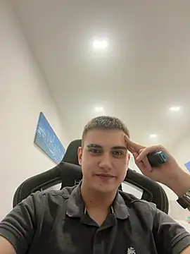 WARDEN_w's Webcam Show