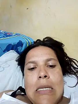 manzanahot9 Adlı Modelin Canlı XXX Sohbeti
