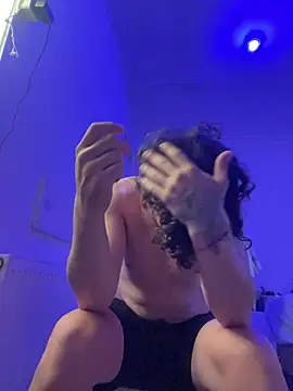 TitanNoirn Live XXX chat