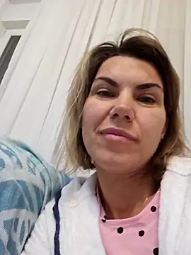 Chat +18 de FeliciaKrige ao vivo
