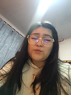 XXX chat uživo modela Sakura_0505