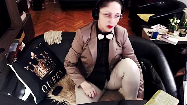 XXX chat uživo modela Imperatriza